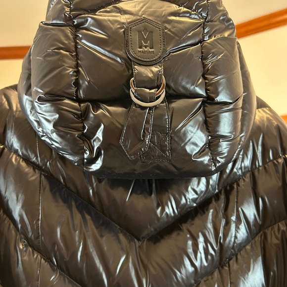 SOLD!!!!   Women's MACKAGE CORALIA down coat with hood and sash belt size medium - Picture 5 of 14